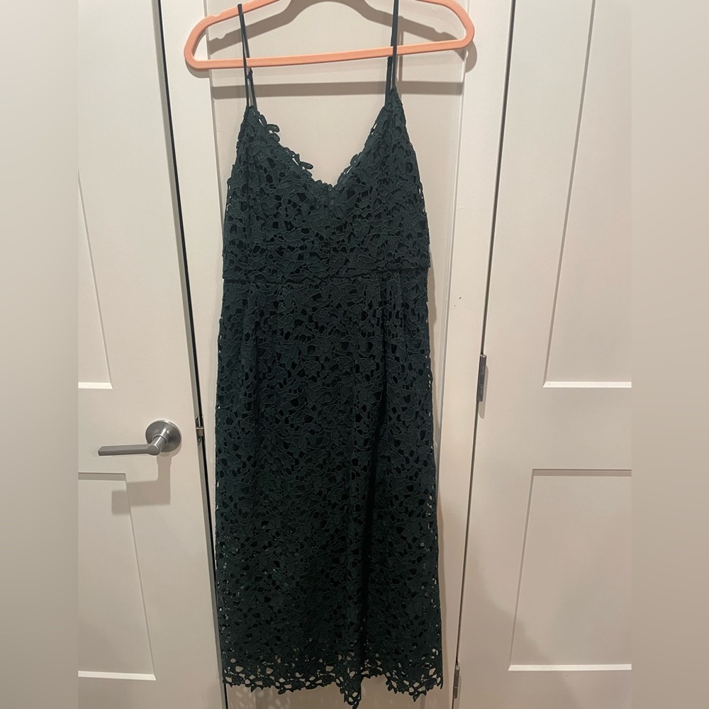 ASTR Green lace midi dress